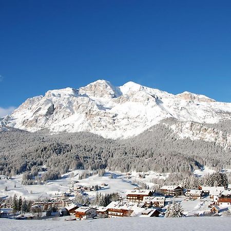 B&B Caldara Cortina dʼAmpezzo Eksteriør billede