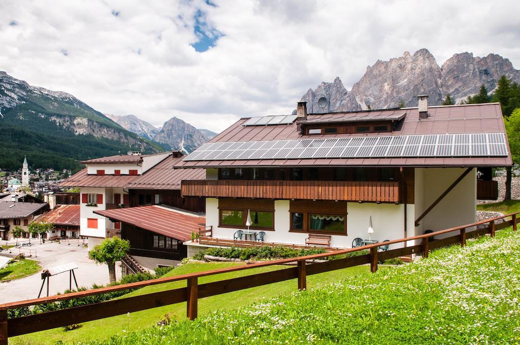 B&B Caldara Cortina dʼAmpezzo Eksteriør billede
