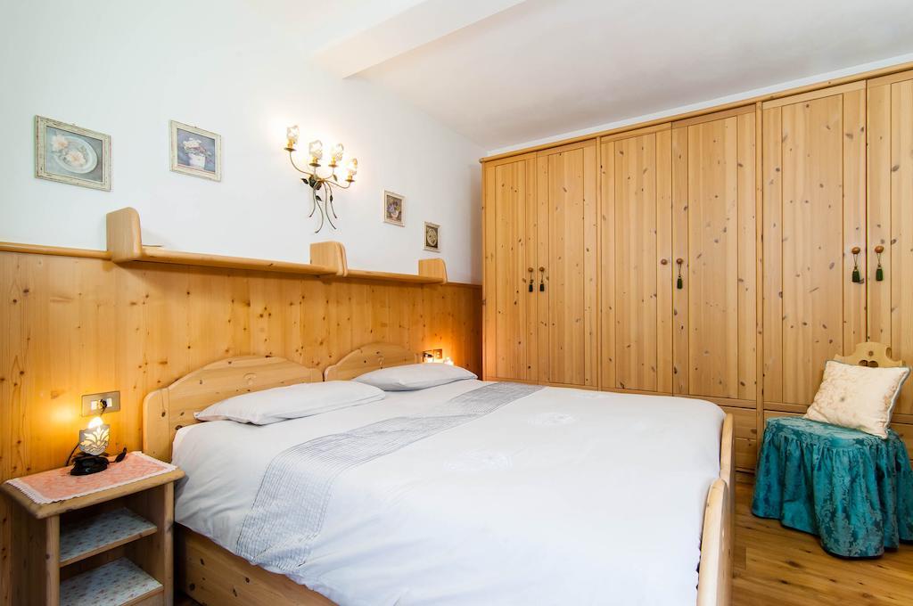 B&B Caldara Cortina dʼAmpezzo Værelse billede